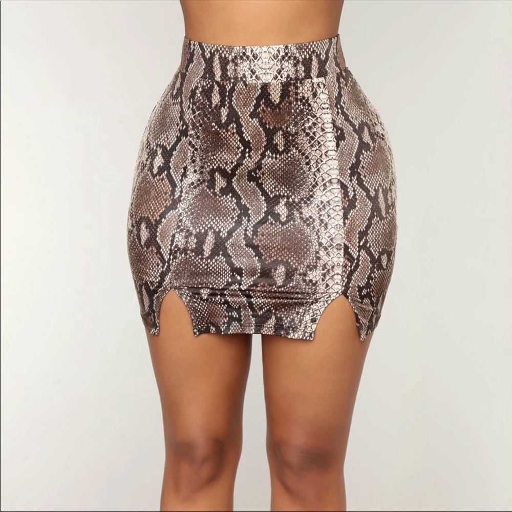 Brown split snake skirt